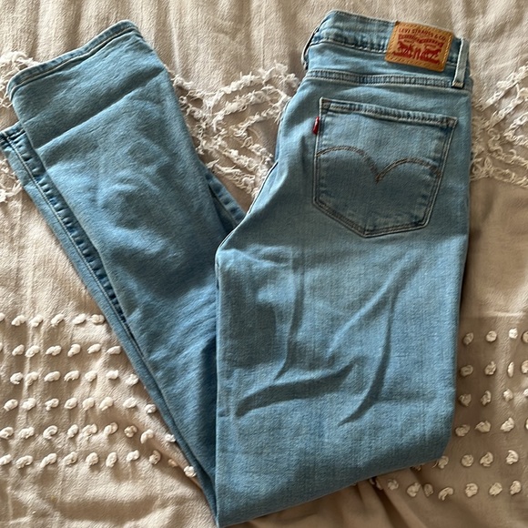 LEVIS High Rise Straight Jeans - Picture 6 of 7